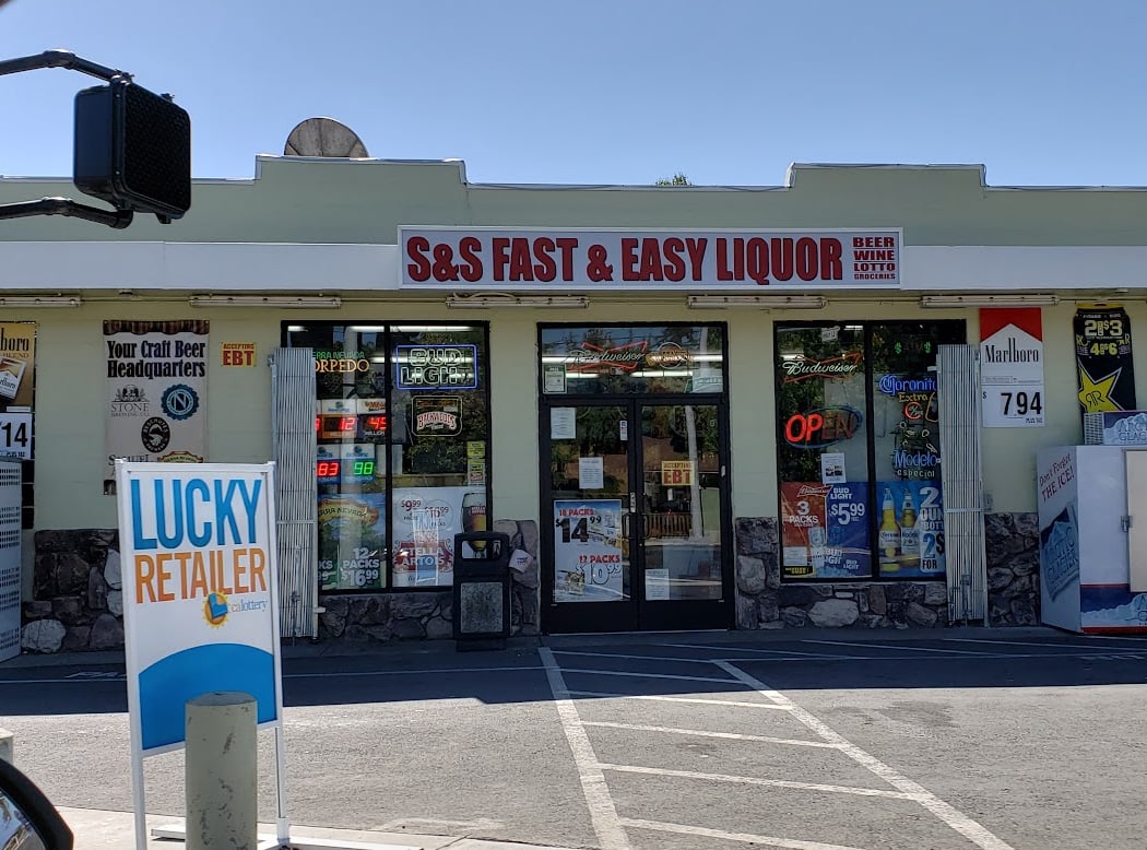 S&S Fast & Easy Mart 2