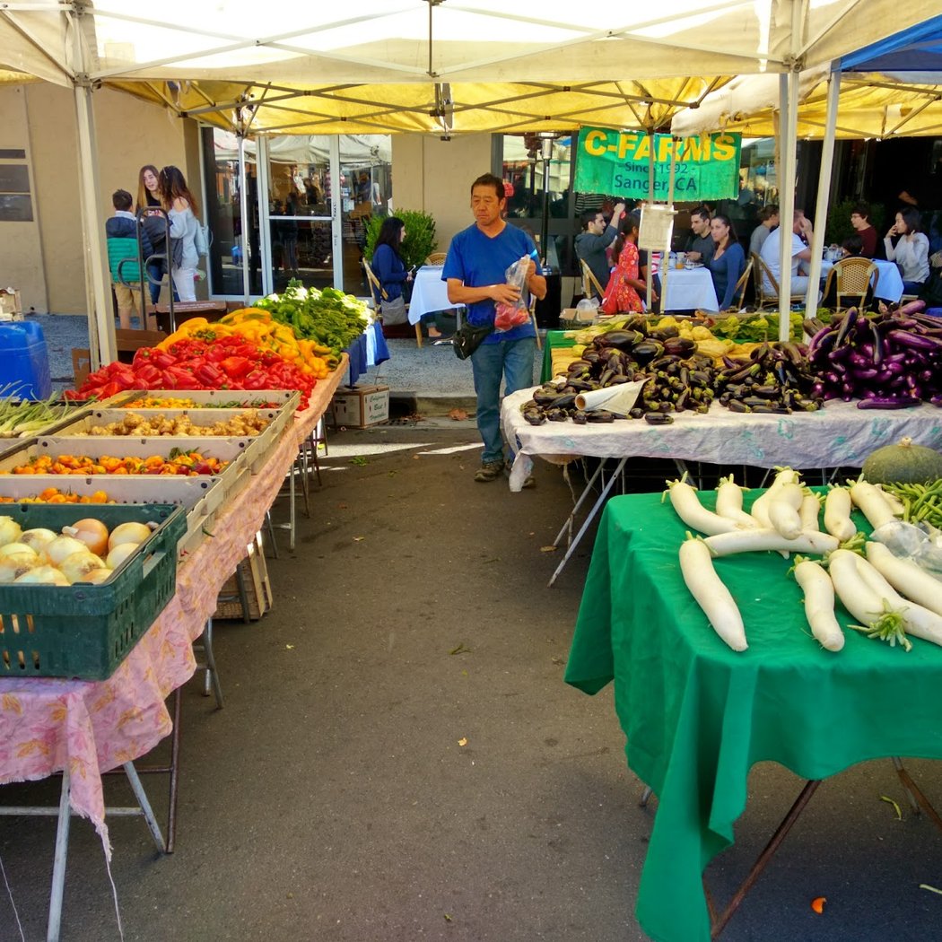 California Avenue Farmers' Market 1
