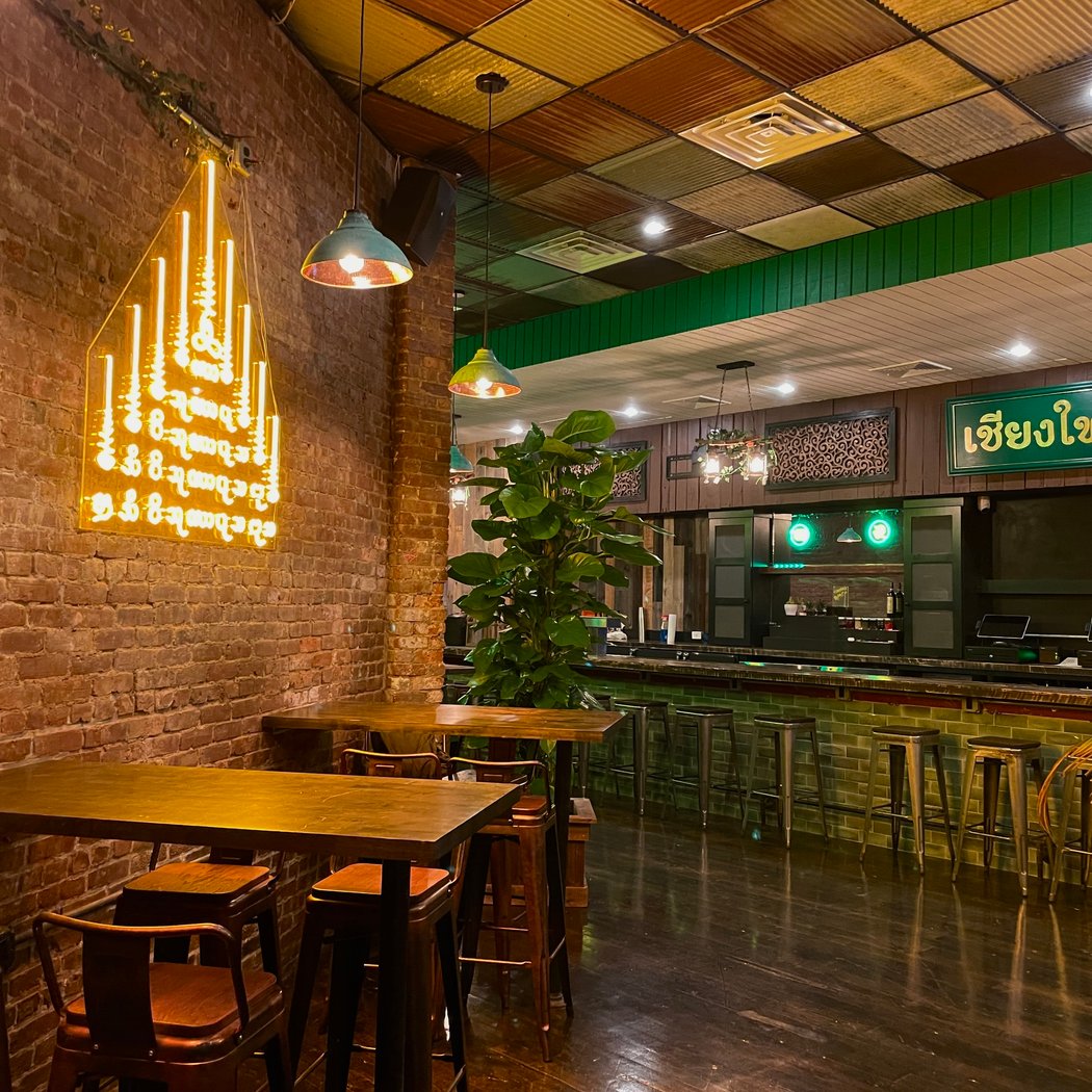 Chiangmai Diner & Bar 2