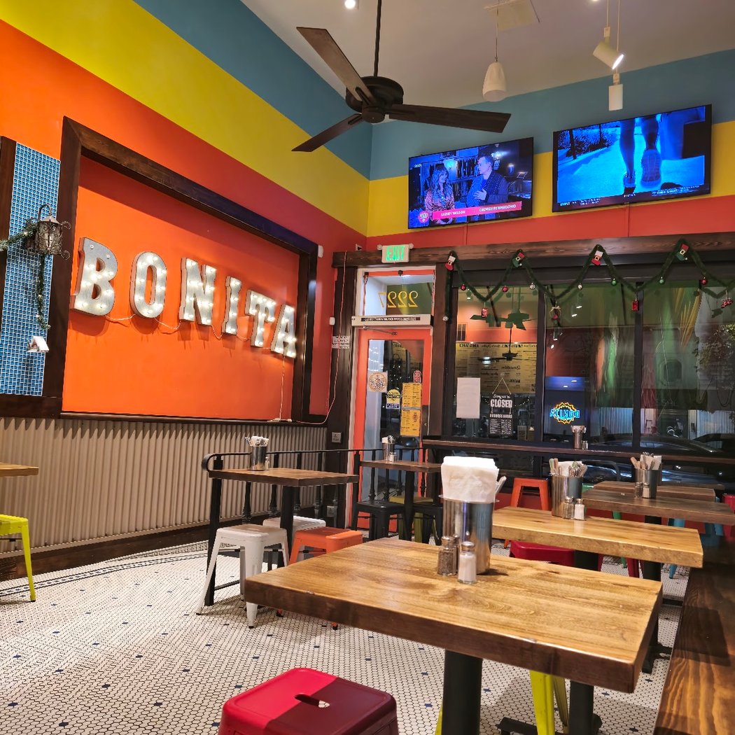 Bonita Taqueria y Rotisserie 3