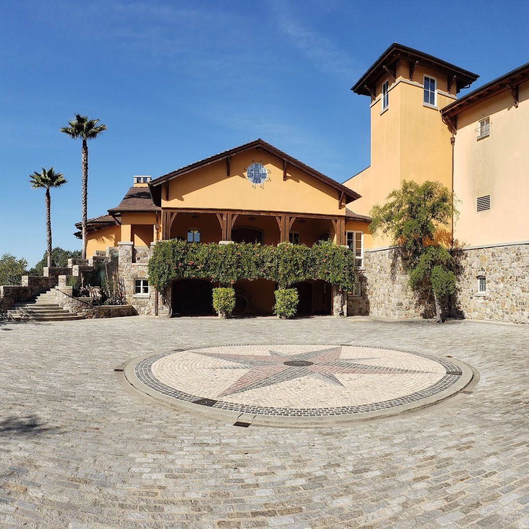 Home For The Holidays: Cabernets Of Christmas 2