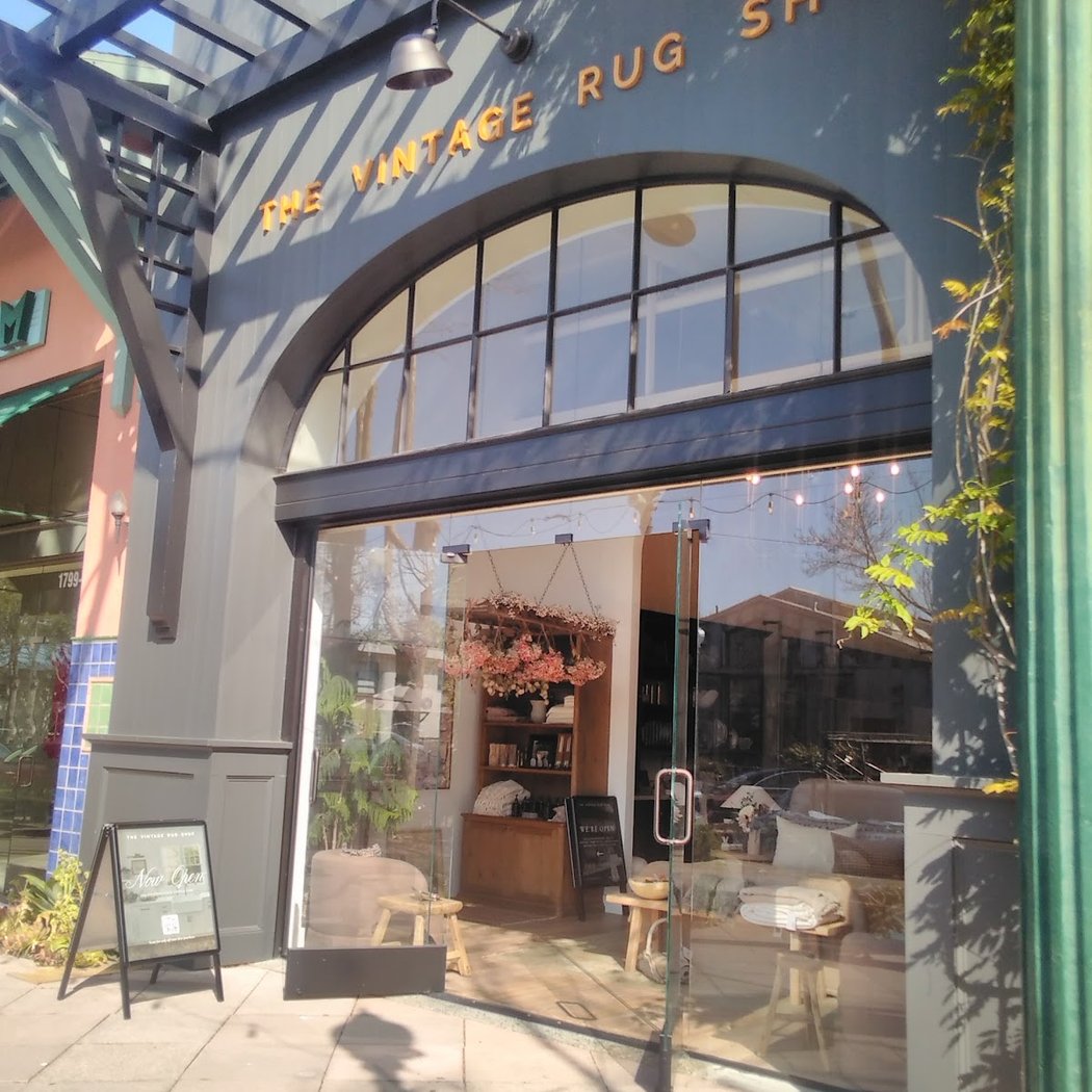 The Vintage Rug Shop 2