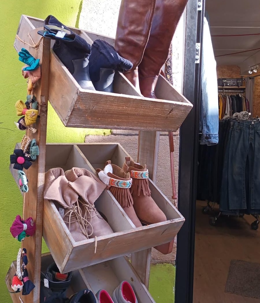 Azoka Jean's & co 3