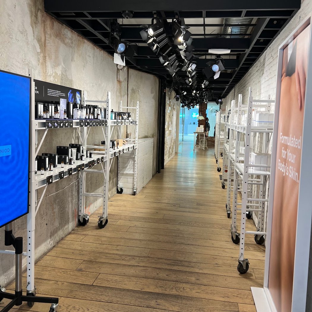 The Ordinary. DECIEM The Abnormal Beauty Company 3