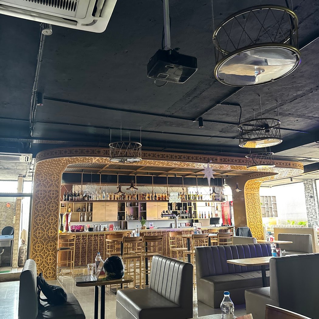 Blue Rock's Fusion Restaurant and Bar 2