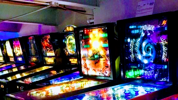 Electromagnetic Pinball Museum and Restoration 1
