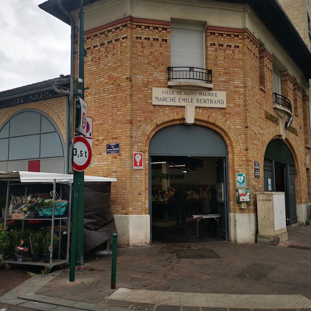 Brocante du plateau de Saint Maurice 2