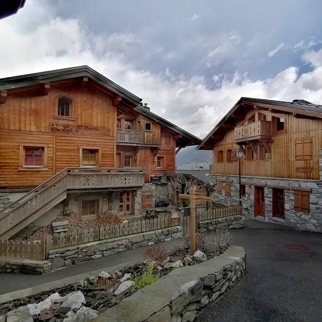 Mountain Collection La Plagne · Montchavin/Les Coches · Anciennement Office Immobilier de La Plagne (OIP) 2