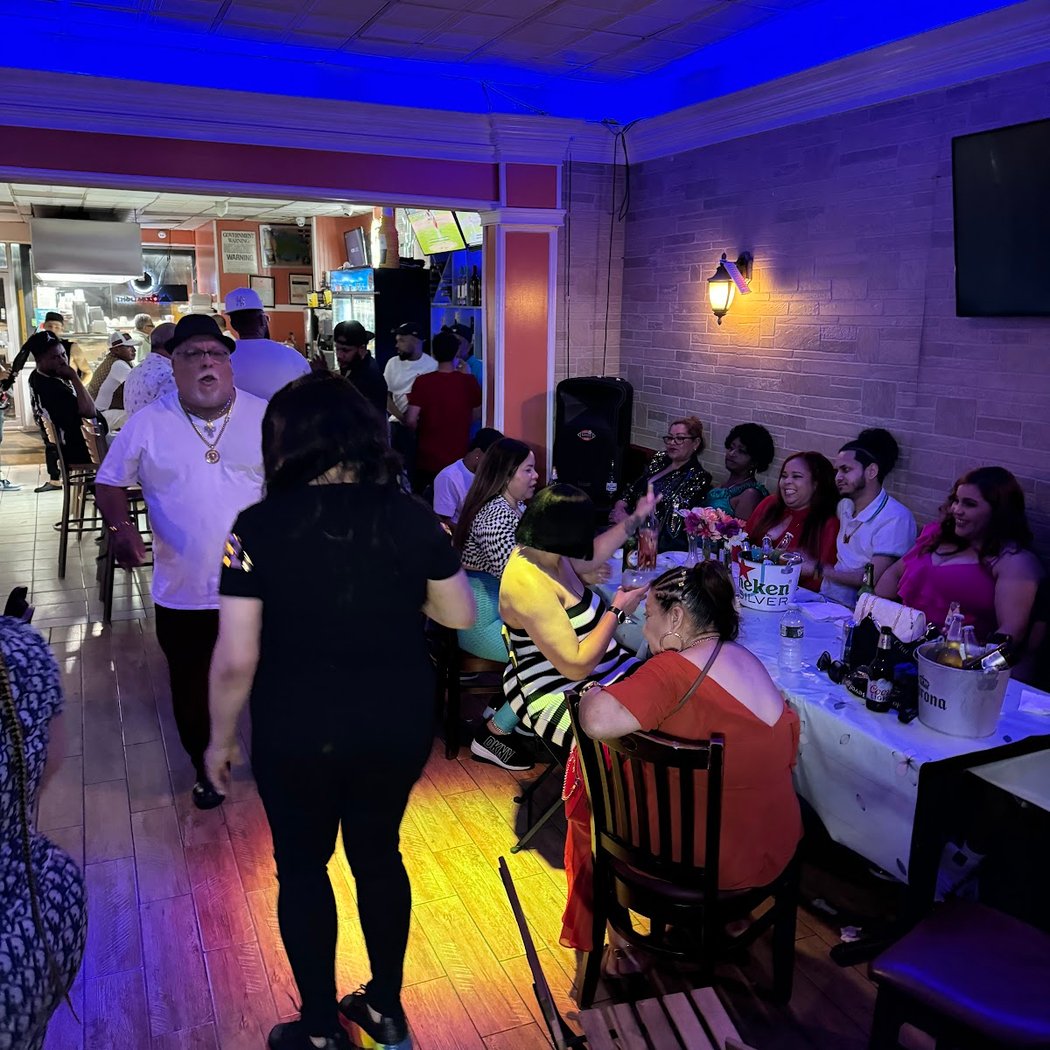 Kalina Bar & Grill Restaurant 2