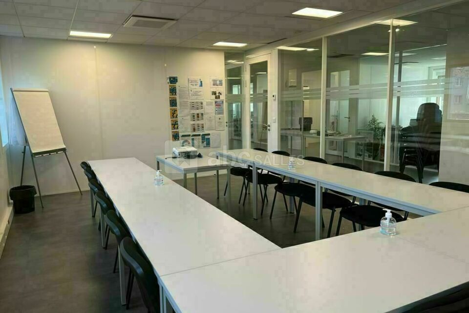 Espace de conférences de l'IRIS 3