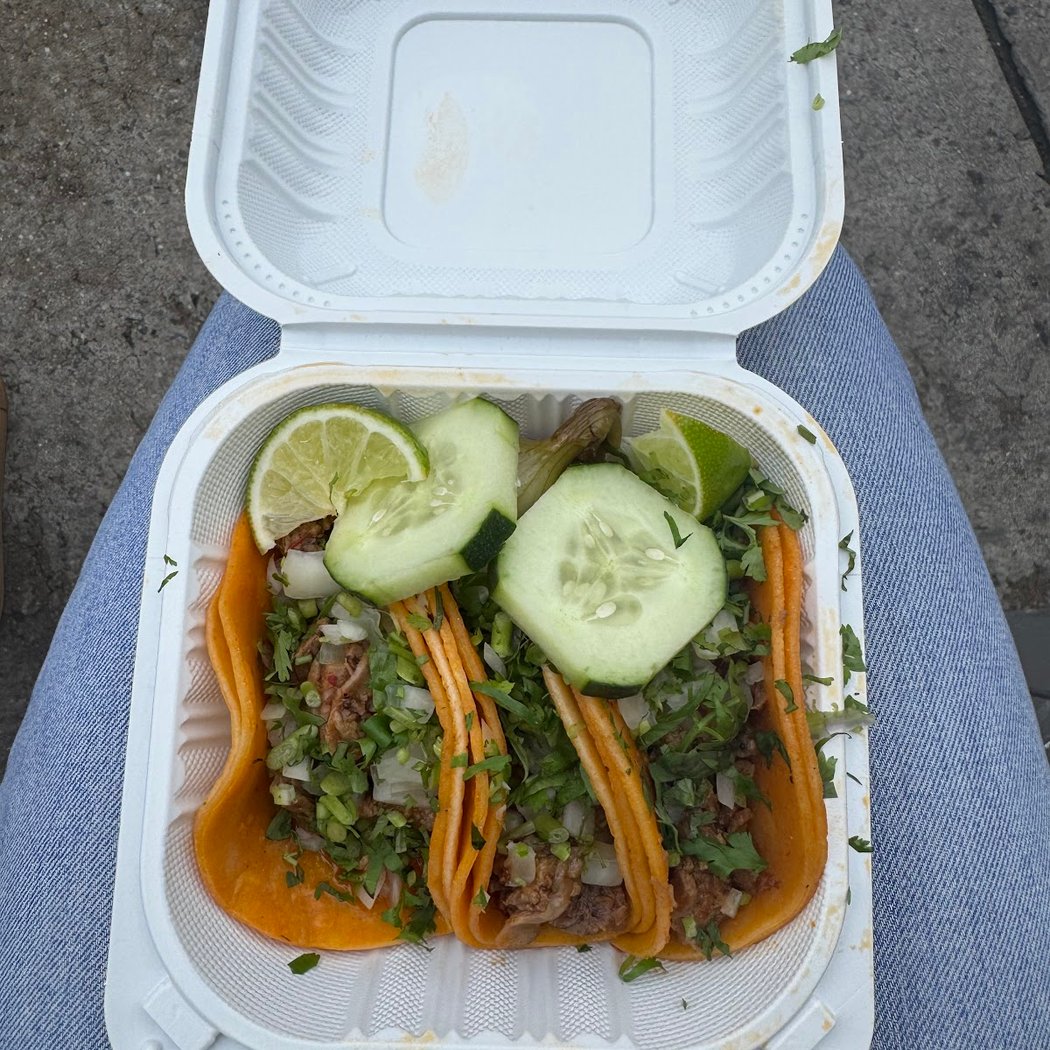 TACOS EL BRONCO FOOD TRUCK 3