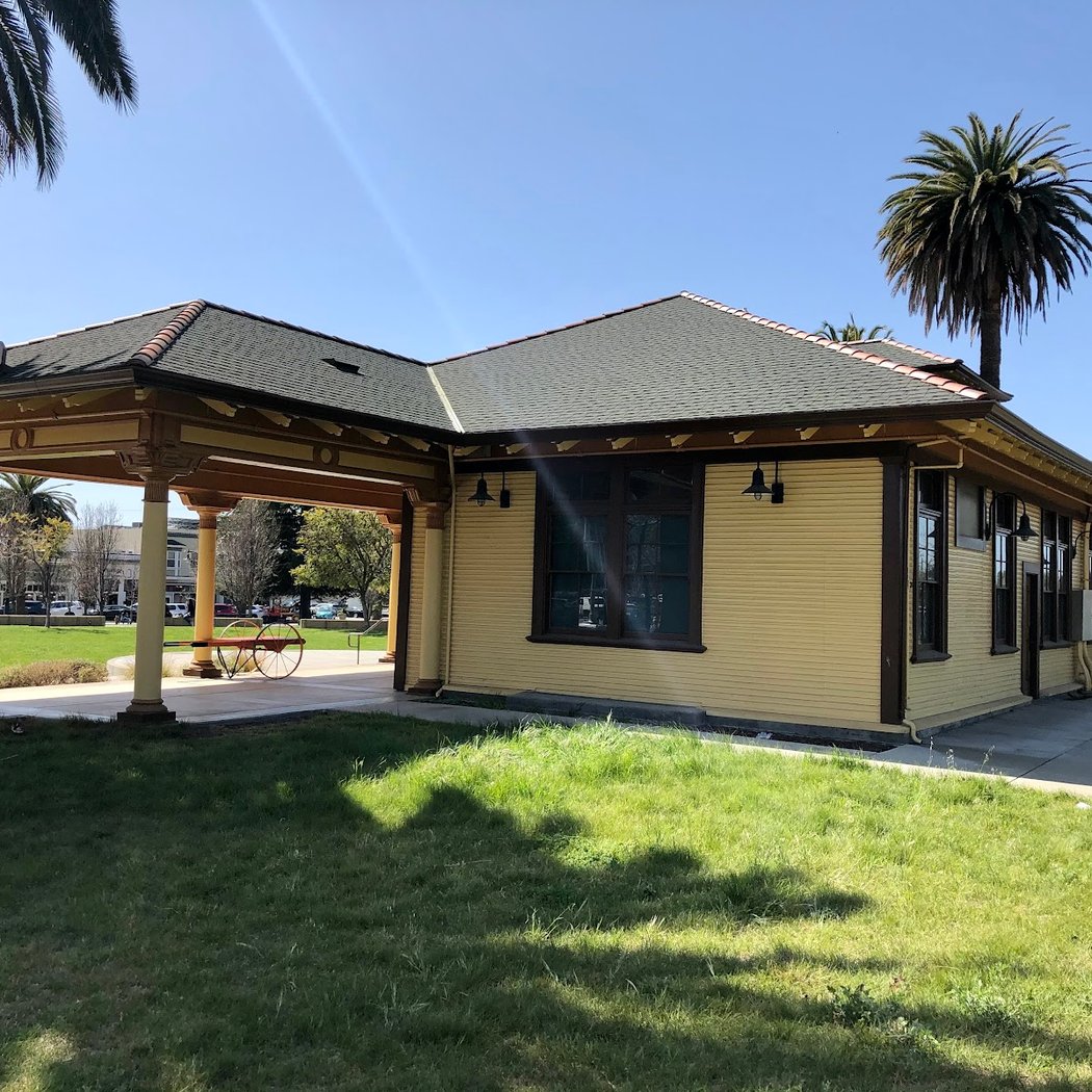 Niles Canyon Railway - Fremont/Niles Station Entrance 3