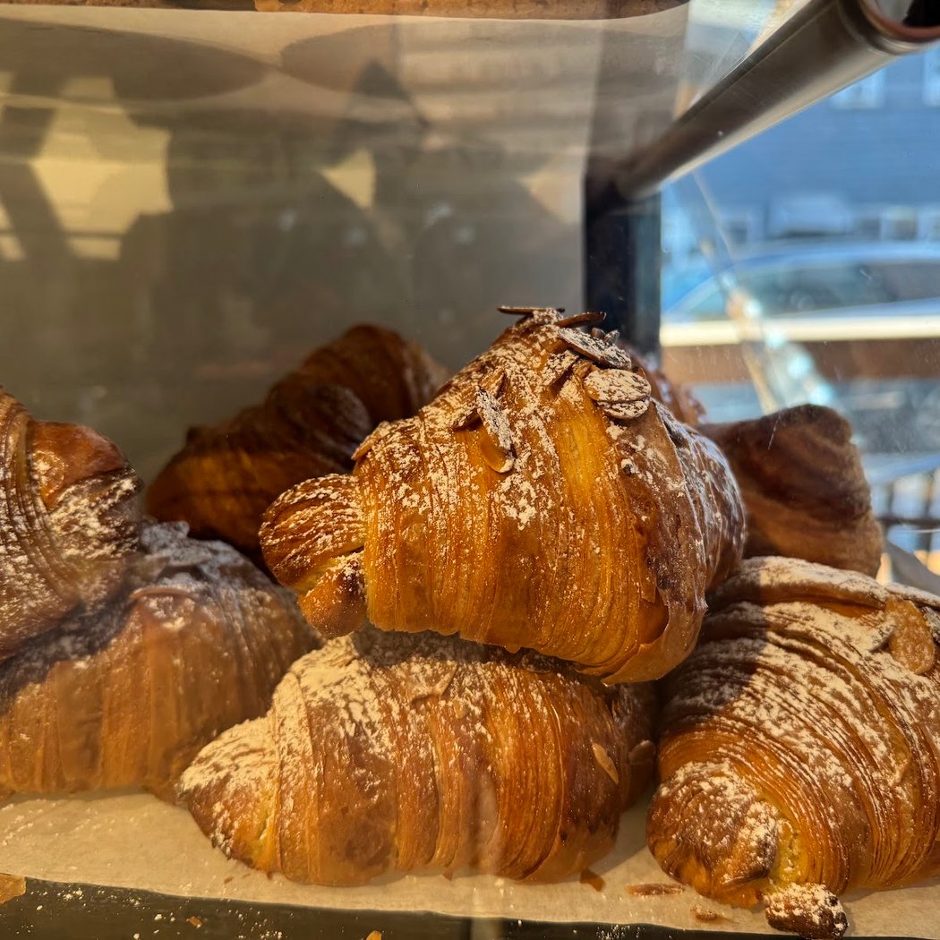 Bottomless Brunch and Late Summer Nights at Bonnie 3