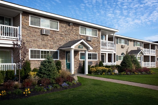 Fairfield Plaza East at Sayville 1