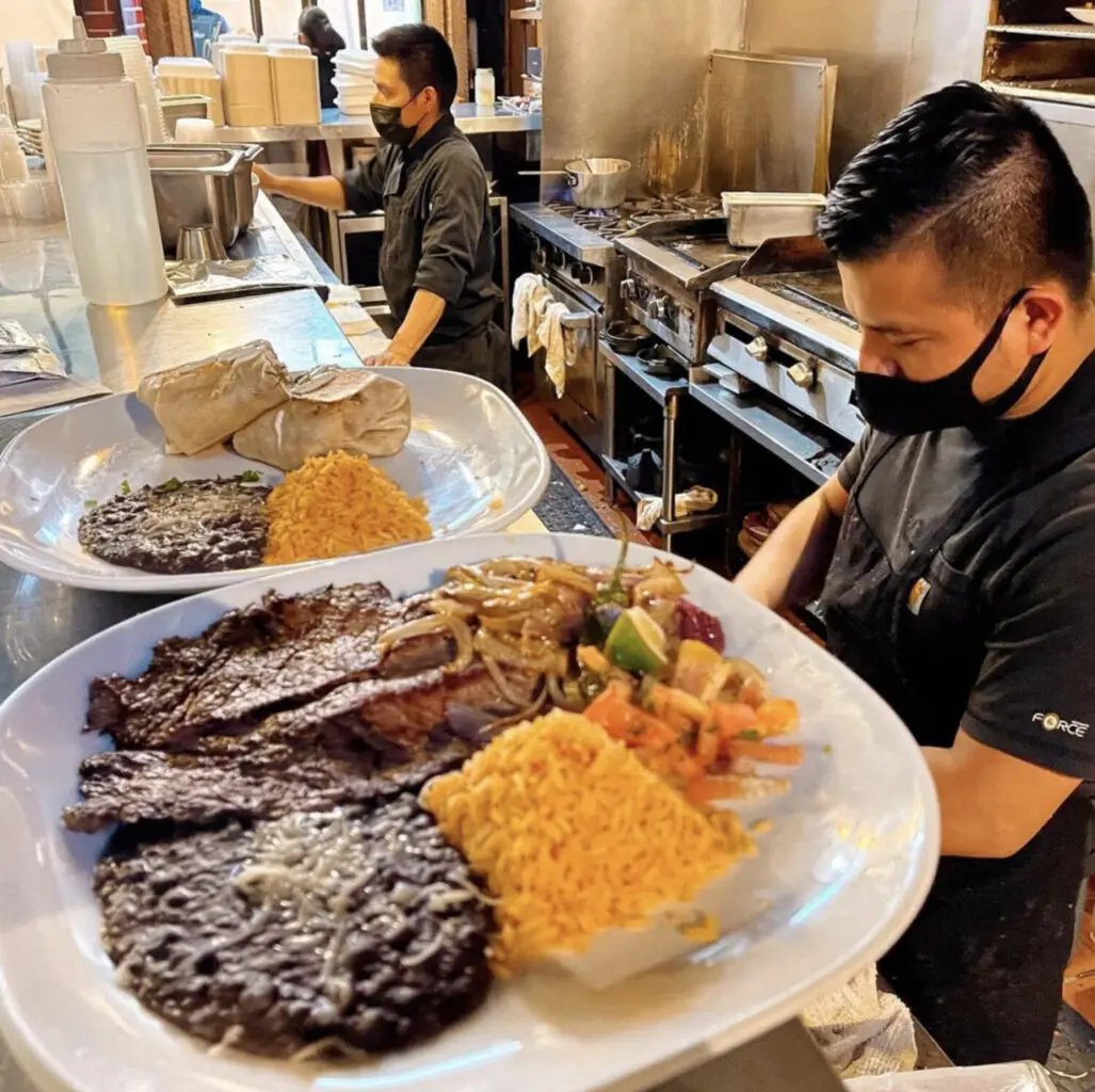 El Farolito 2