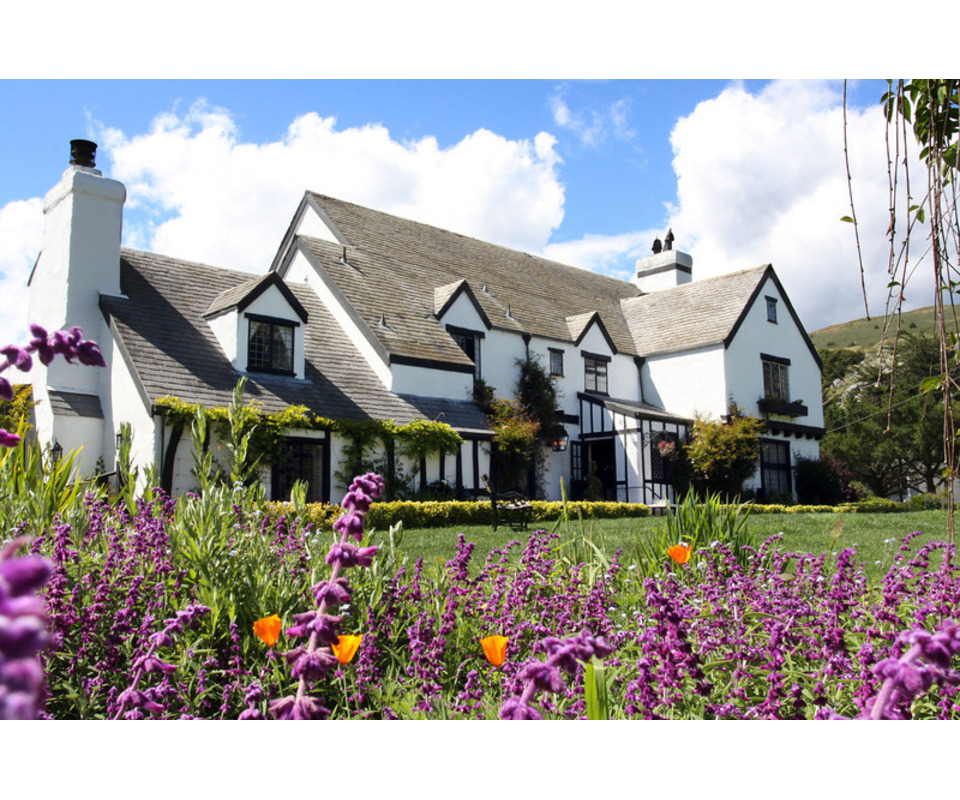 Pelican Inn 1