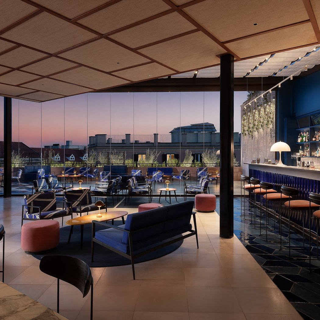 Paparazzo Bar & Rooftop 2