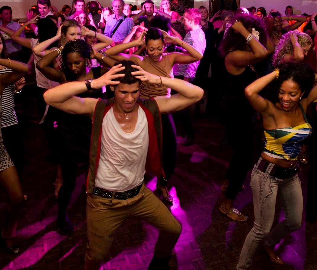 Cubaneando Salsa Classes 1