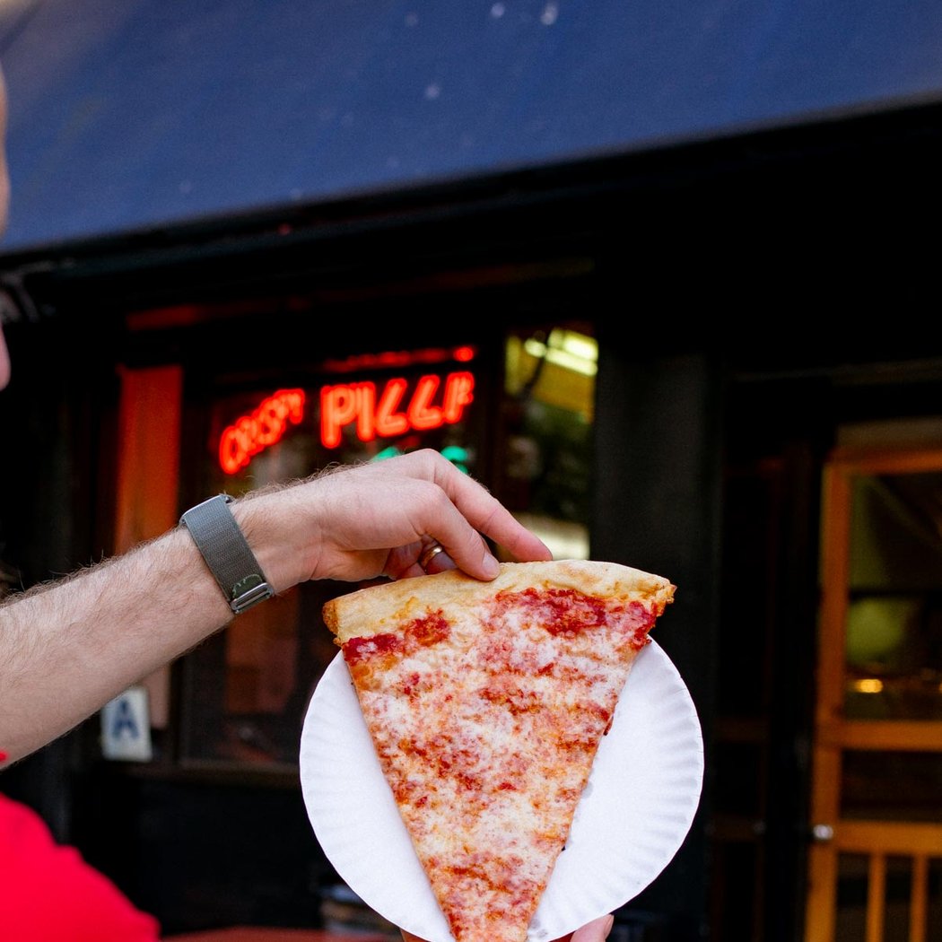 Sal and Carmine Pizza 3