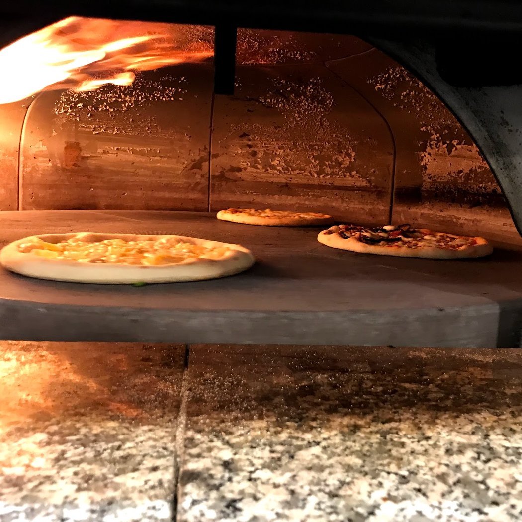 Mam'Zelle Pizza Saint Pierre 1