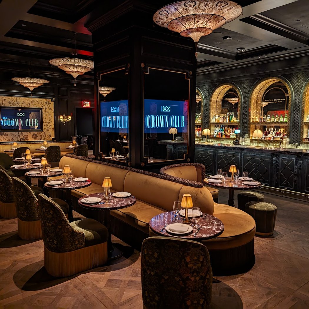 Crown Club 3
