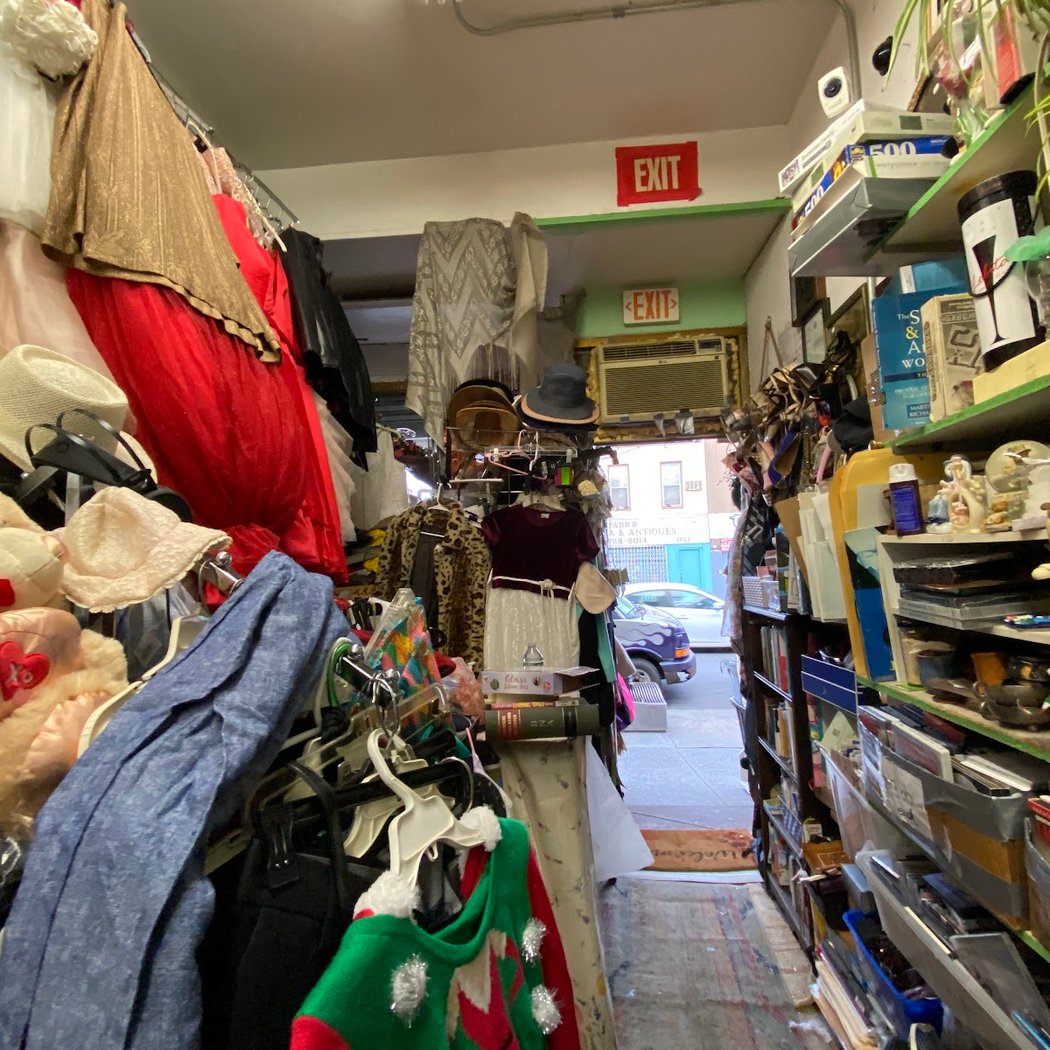 Broadway Thrift Shop 3