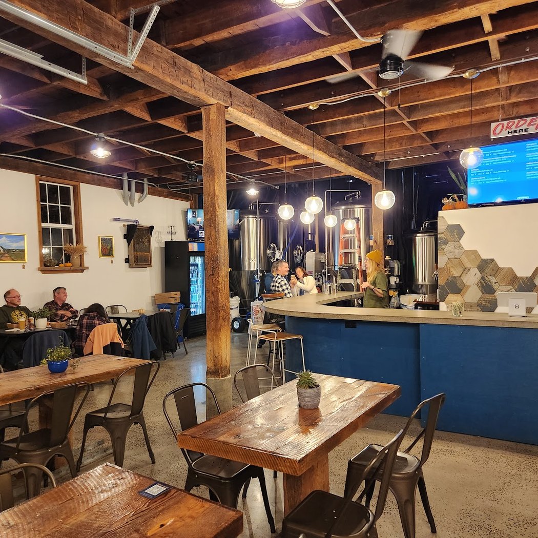 Wayward Lane Brewing 3
