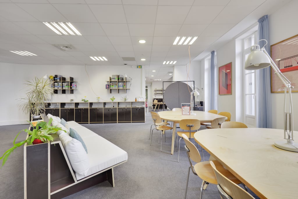 Newton Offices - Marseille Joliette : Location de bureaux, coworking et salles de réunion 2