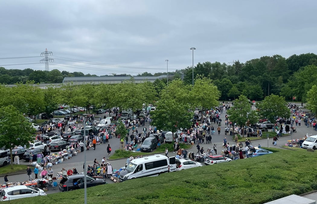 Flohmarkt IKEA HH-Schnelsen 1