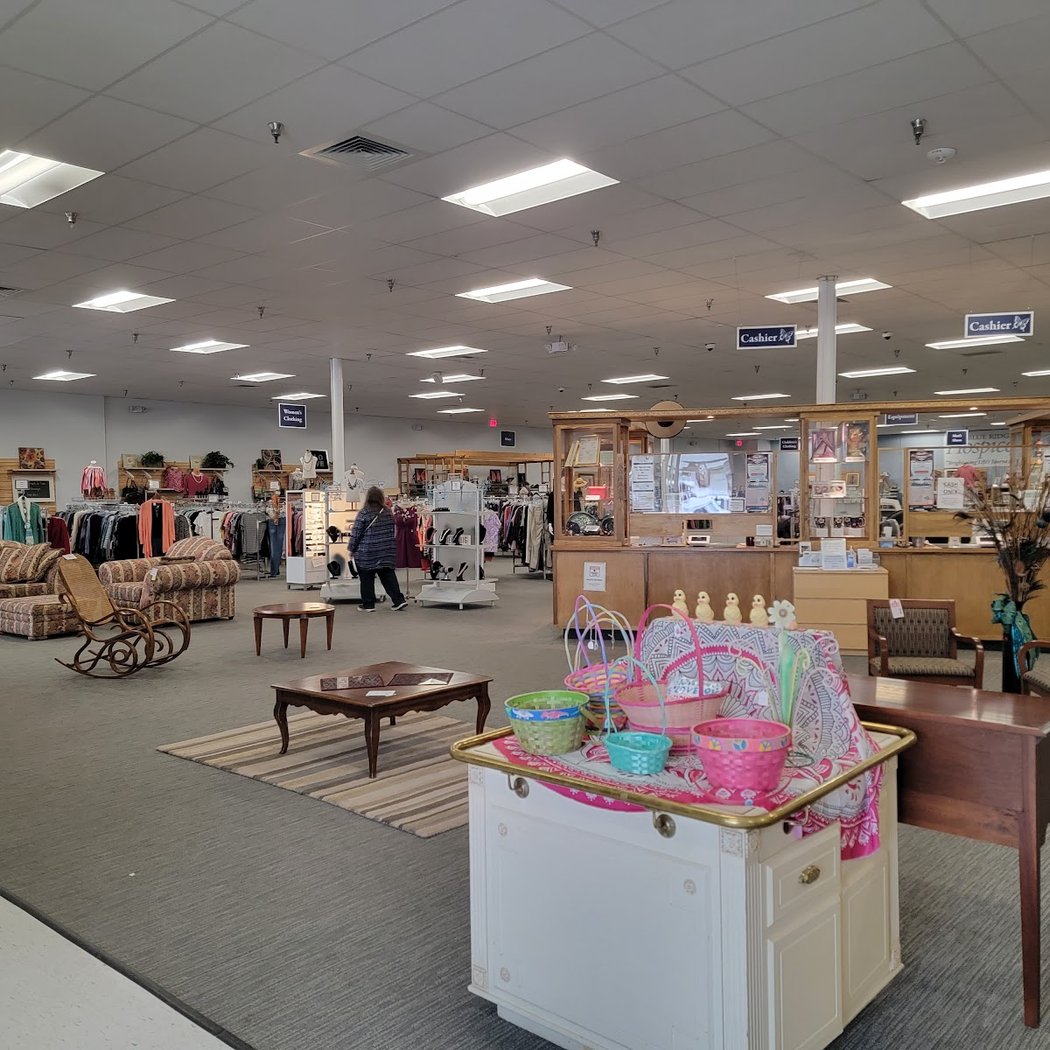 Blue Ridge Hospice Purcellville Thrift Shop 3