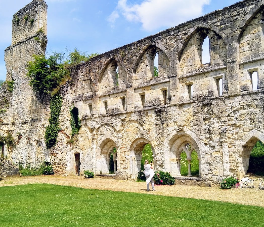 Abbaye de Mortemer 1