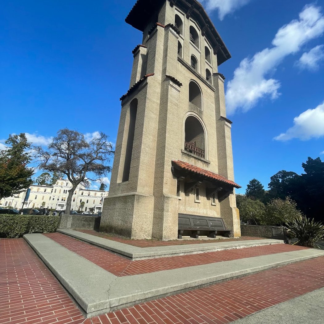 El Campanil 1