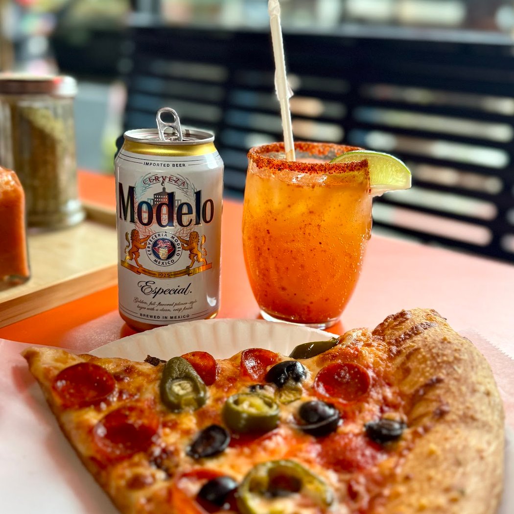 Casa Caribe Pizza 3