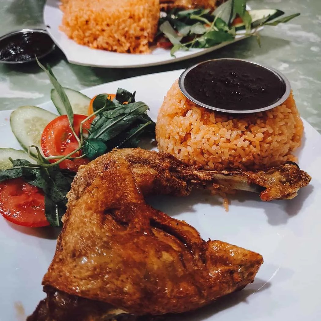 Su Su Waterfall Fried Chicken 3