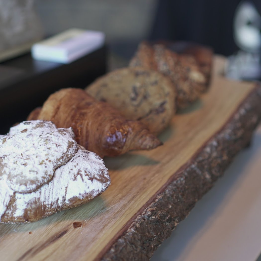 Dead Eye Coffee Bar 3