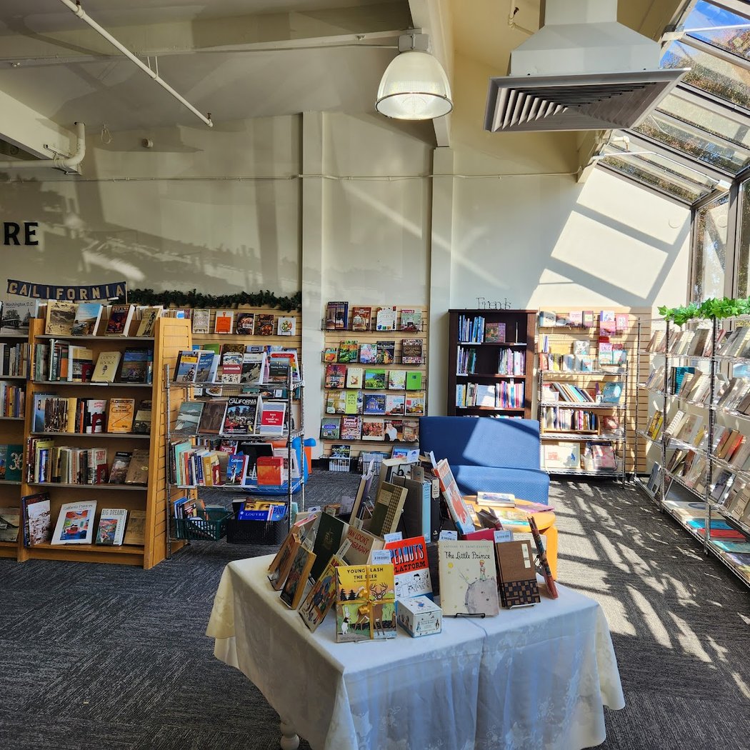 Friends of the Pleasant Hill Library 3