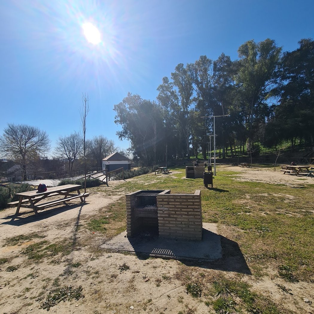 municipal de los Manantiales Gelves Park 3