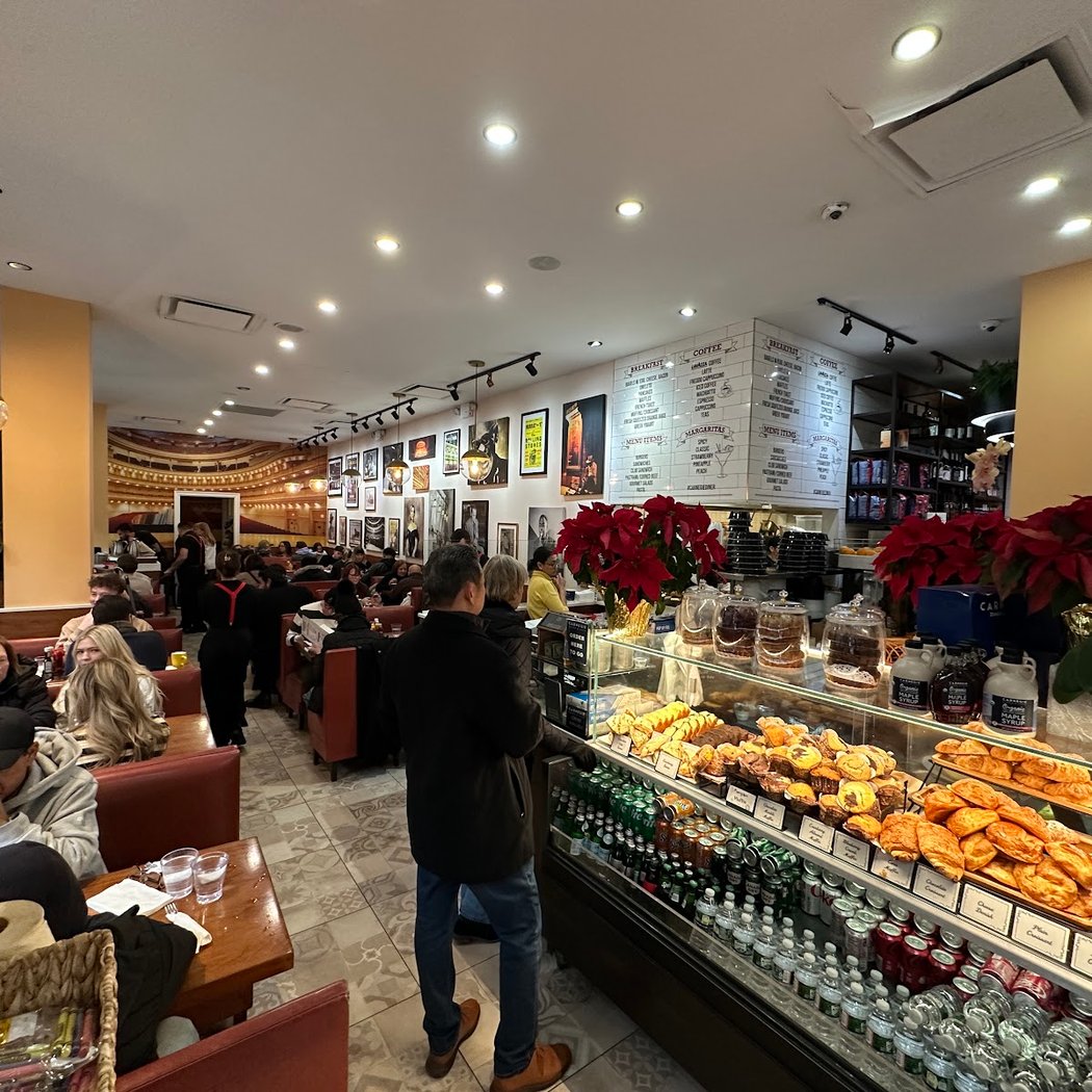 Carnegie Diner & Cafe 3