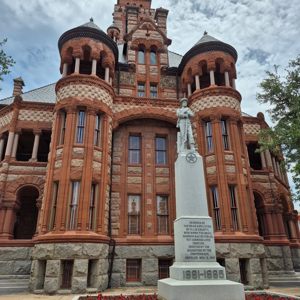 Ellis County Courthouse 2