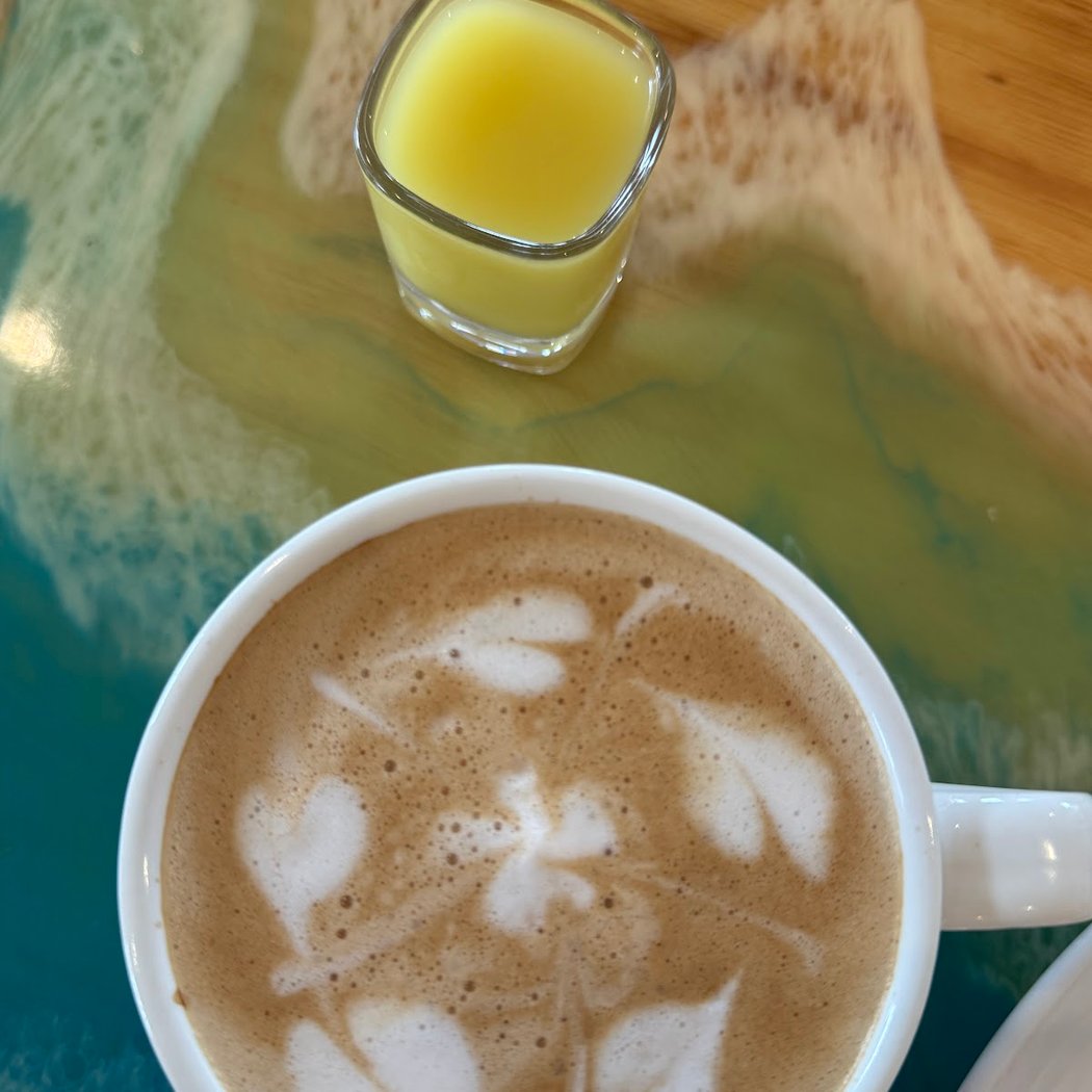 The Daily Harvest Cafe & Juicery 3