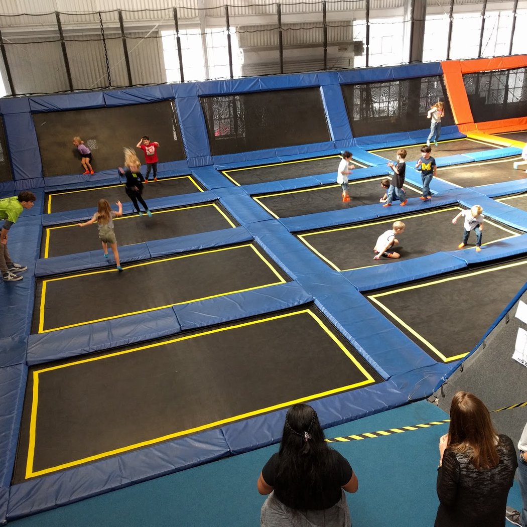Flight Club: Adult Flight Night for Ages 18+ 3