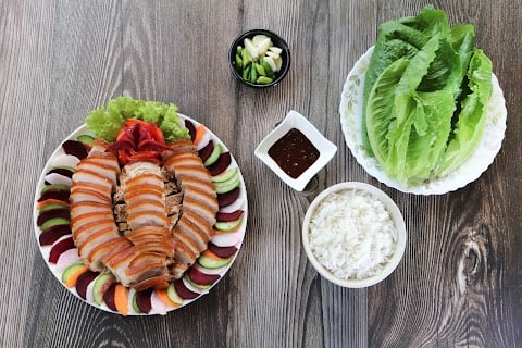 Dam's Kitchen 1