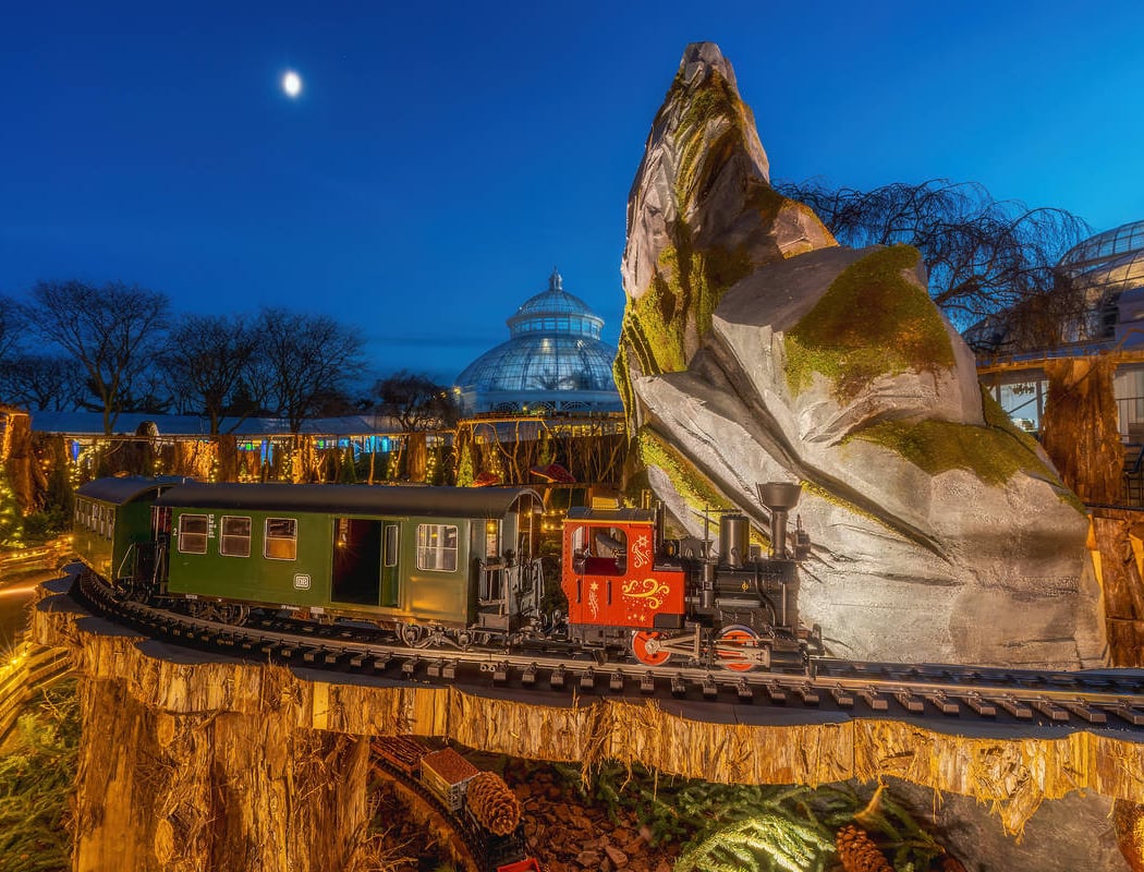 Holiday Train Nights 3