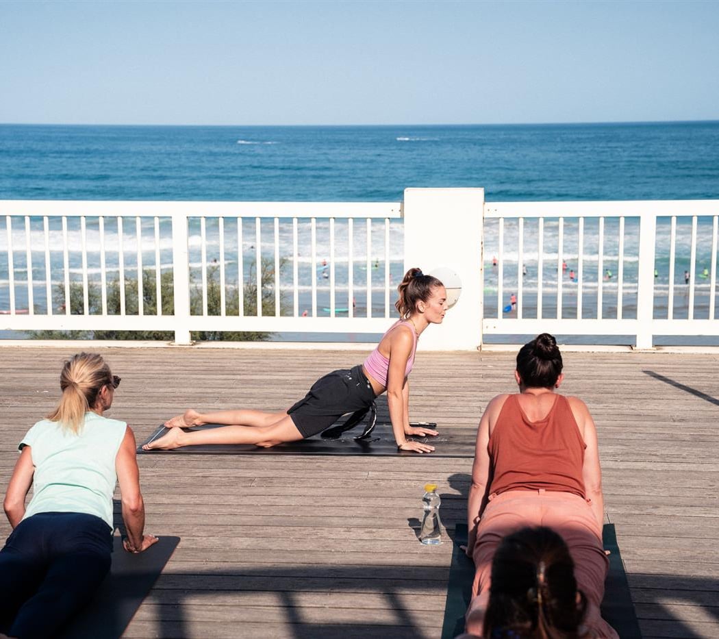 Yoga face à l'océan 2