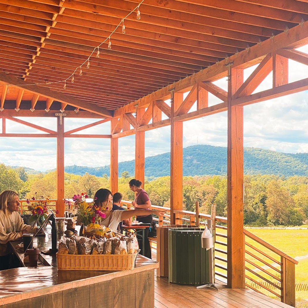 Brunch & Live Music - Joe Murphy 2