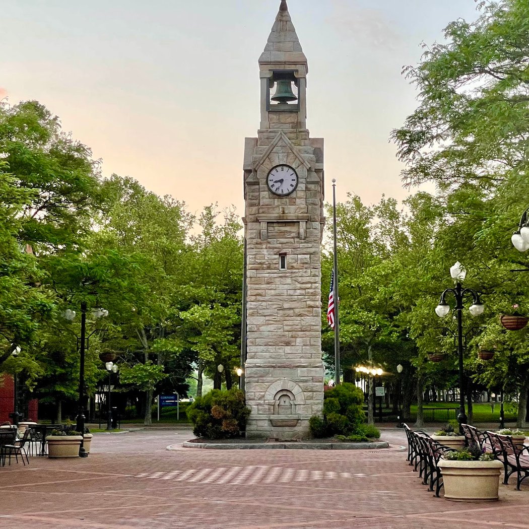 Corning's Gaffer District 3