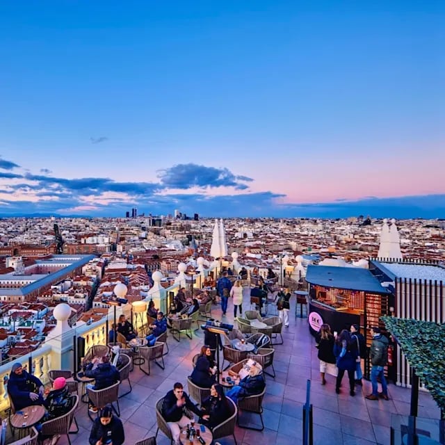 360º Rooftop Bar 1