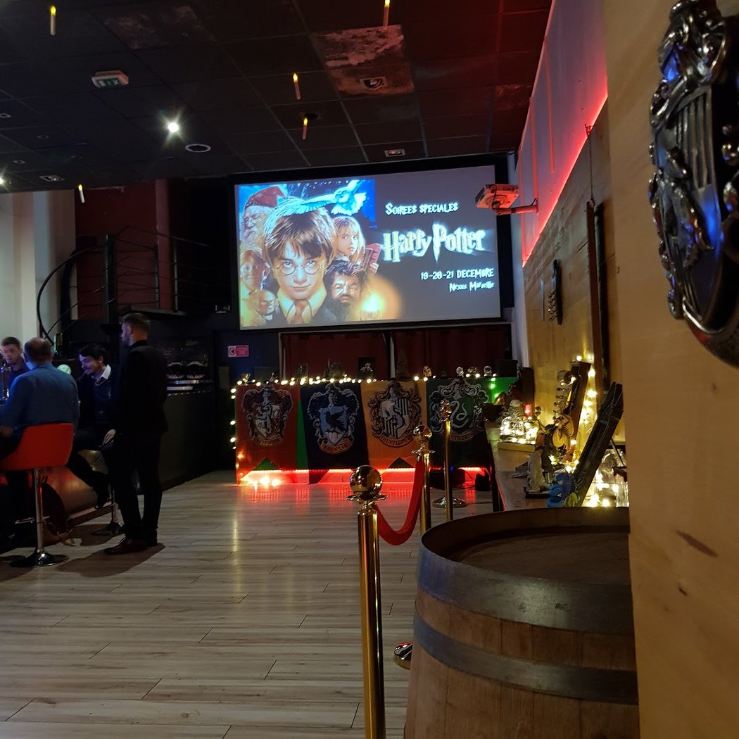Nexus Bar 2