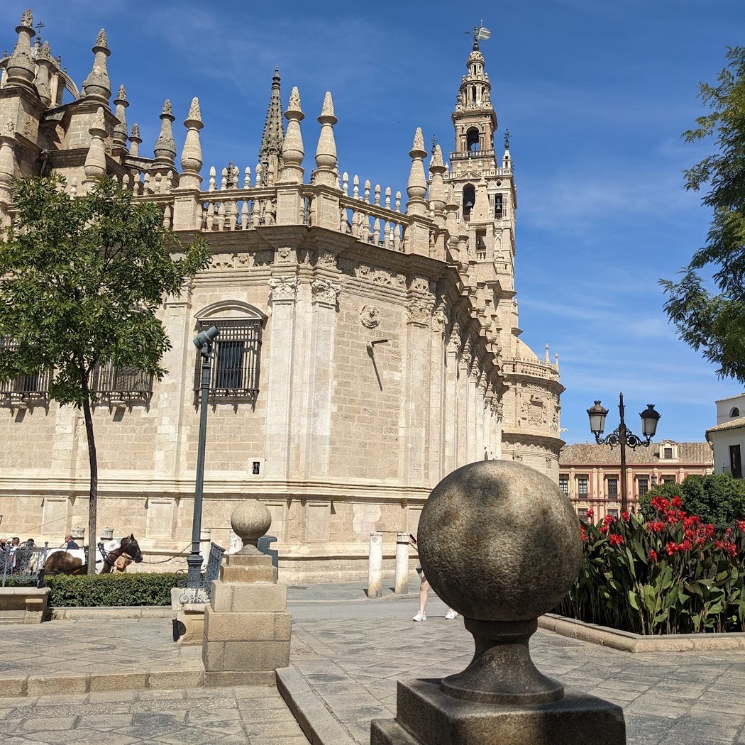 Plaza del Triunfo 2