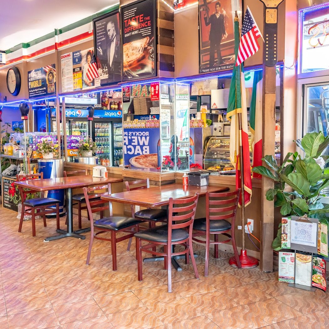 Rocky's Pizzeria & Resturant 2